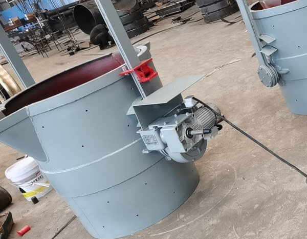  士元SRH準(zhǔn)雙曲面直角減速機(jī)在鐵水包上的應(yīng)用