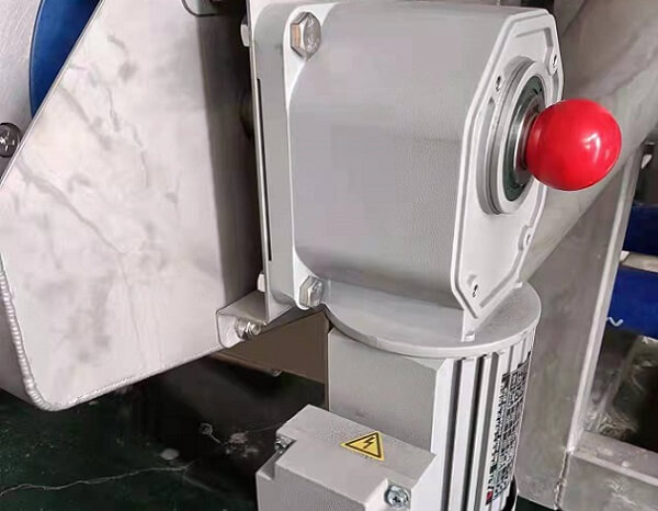 直交軸減速機(jī)在食品機(jī)械生產(chǎn)流水線上的穩(wěn)定應(yīng)用