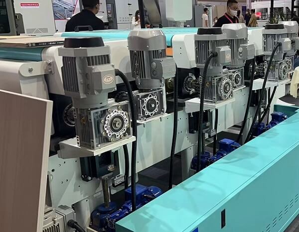 封邊機減速機用直角減速電機 省時省力更省心