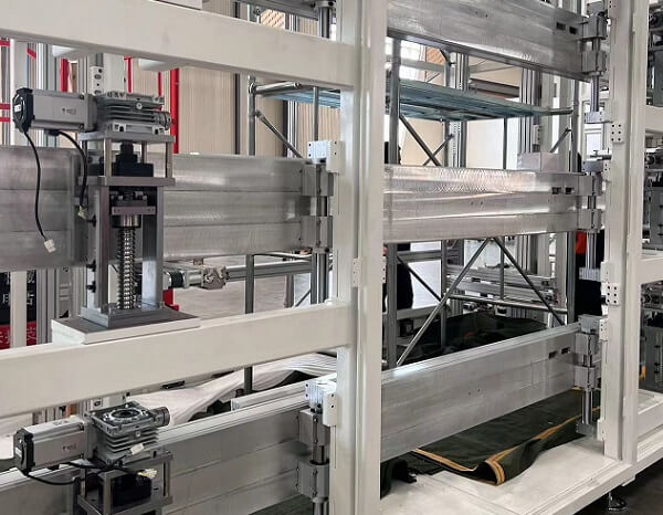 中空蝸輪減速機配伺服在太陽能光伏設備上的應用