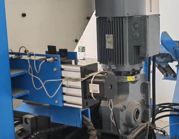 螺旋風(fēng)管機(jī)用減速機(jī)-邁傳K系列齒輪減速機(jī)