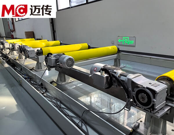 邁傳直角減速機在鋼管輸送機械上的應用