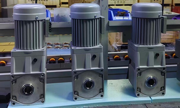 中空直角減速電機(jī)SG30RC-750W-50-S-TMC